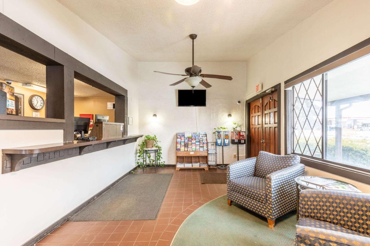 Value Inn Kenosha I-94 - Exit 344 Pleasant Prairie Bagian luar foto