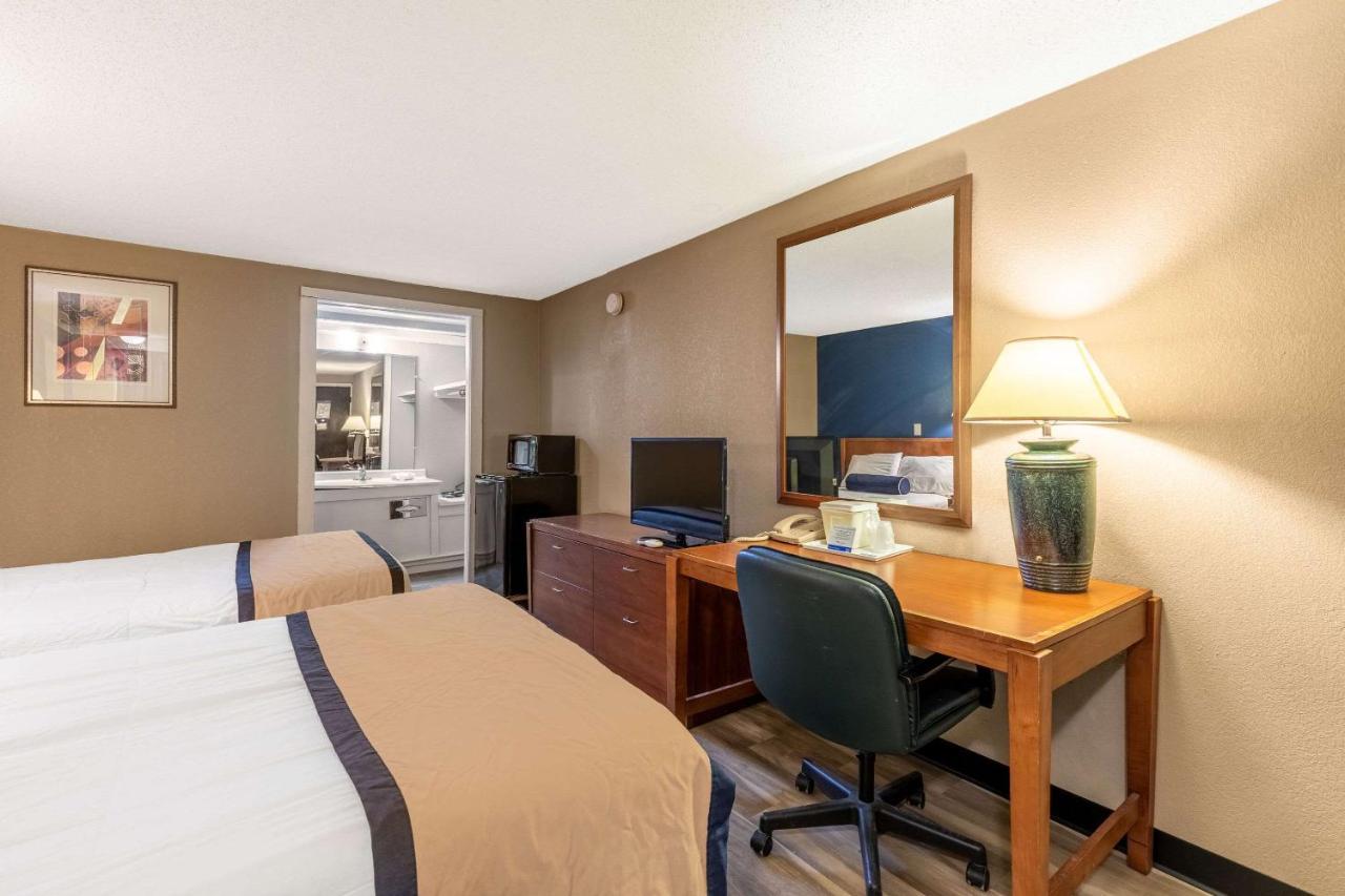 Value Inn Kenosha I-94 - Exit 344 Pleasant Prairie Bagian luar foto