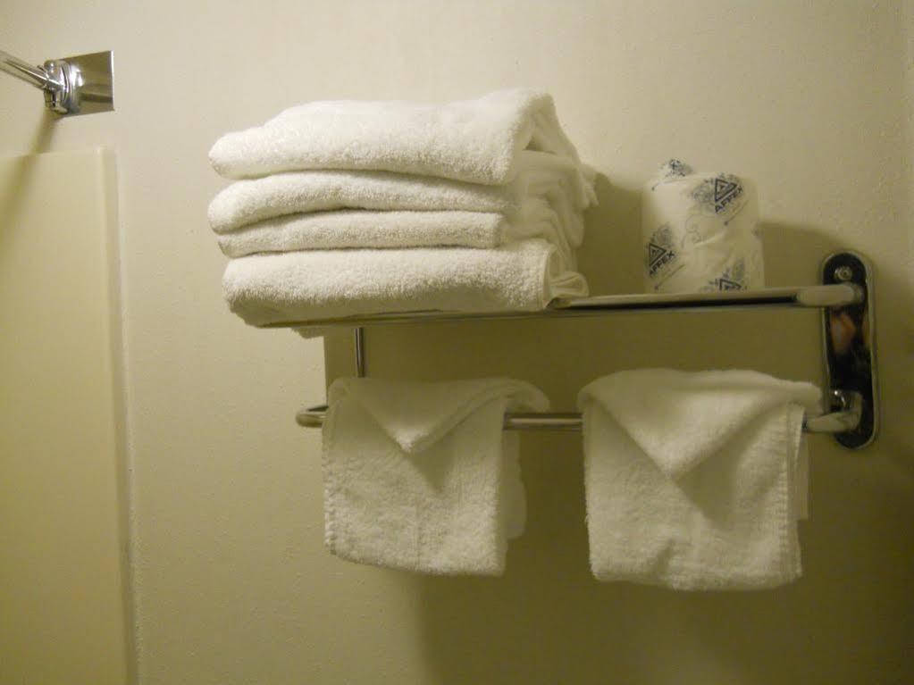 Value Inn Kenosha I-94 - Exit 344 Pleasant Prairie Bagian luar foto